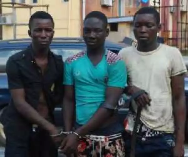 Photos: Lagos Rapid Respond Squad Arrest Three Traffic Robbers 
